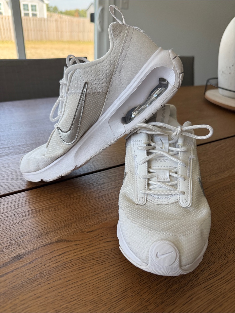 Women’s Nike Air Max INTRLL Lite Air-Accent Sneakers
